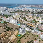 Emerson Plaza Stunning 2 Bedroom With Sea View Portimao