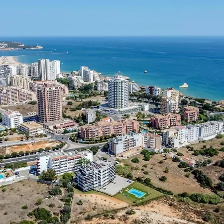 Emerson Plaza Stunning 2 Bedroom With Sea View