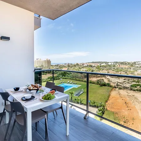 Emerson Plaza Stunning 2 Bedroom With Sea View Portimao