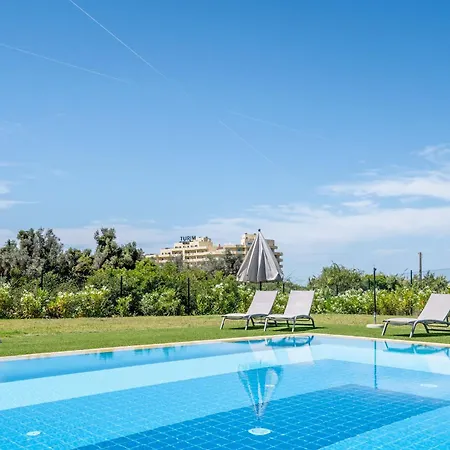 Apartment Emerson Plaza Stunning 2 Bedroom With Sea View *
