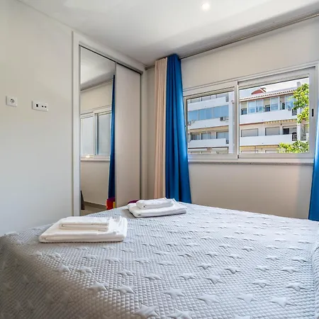 Emerson Plaza Stunning 2 Bedroom With Sea View * Portimao