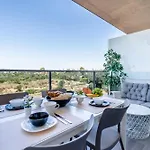 Apartman Emerson Plaza Stunning 2 Bedroom With Sea View *
